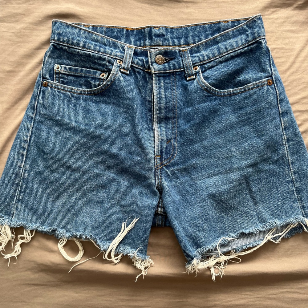 Levi cutoffs